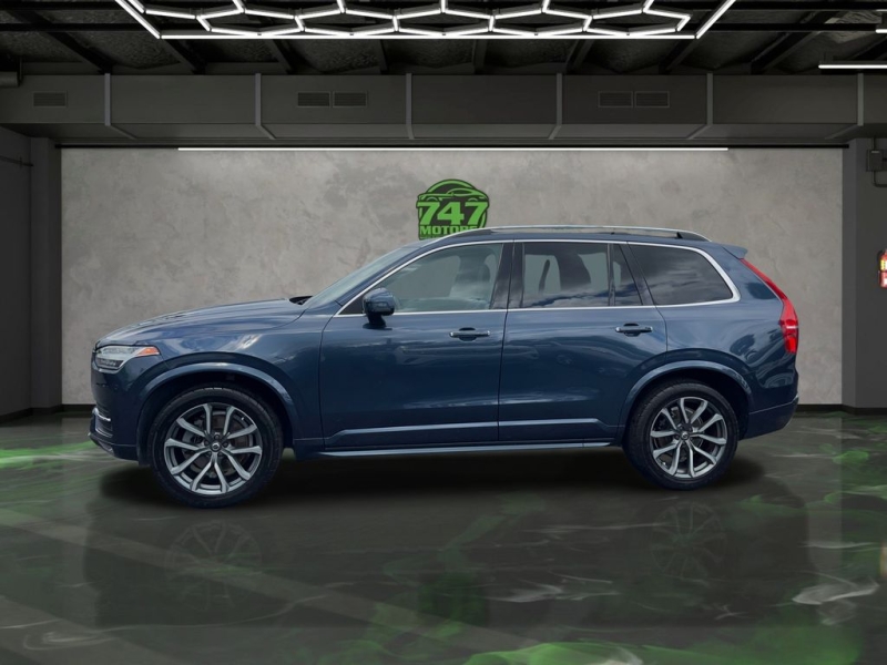 2019 Volvo XC90 T6 Momentum photo 2