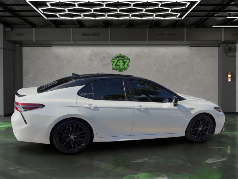 2021 Toyota Camry Hybrid