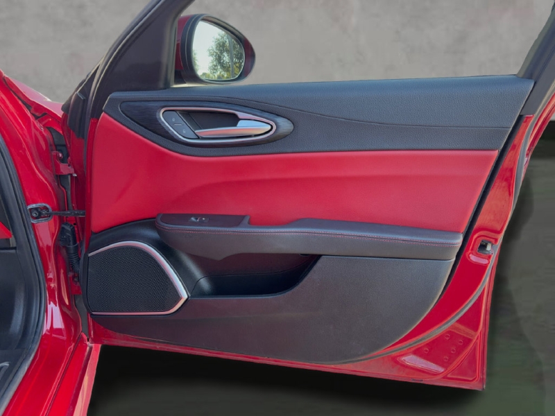 2021 Alfa Romeo Giulia