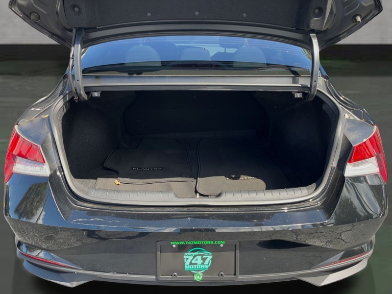 2021 Hyundai Elantra
