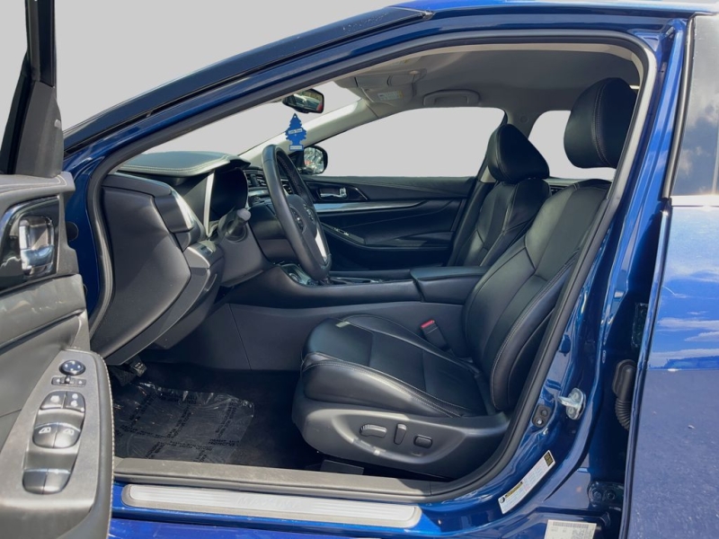 2022 Nissan Maxima