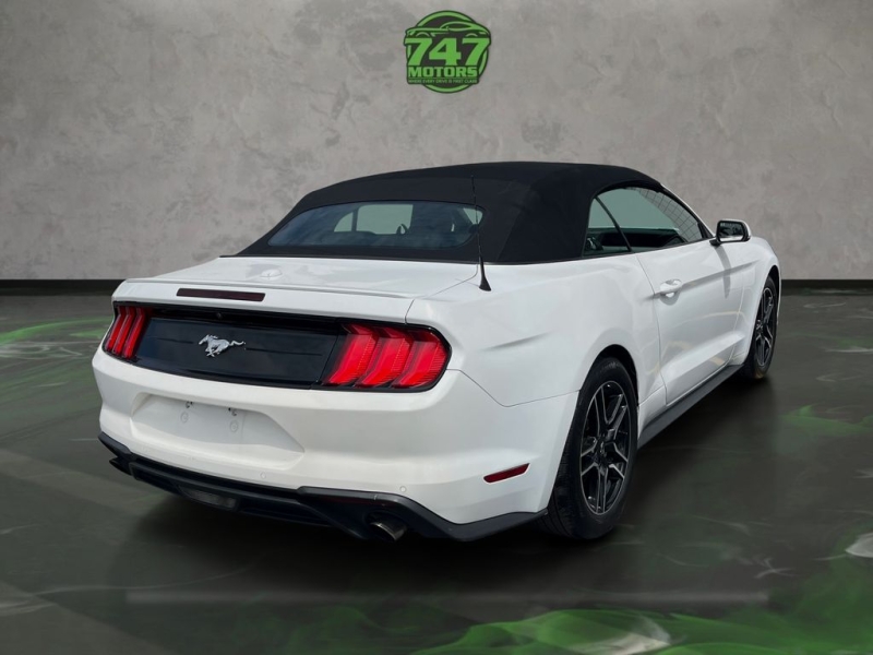2022 Ford Mustang