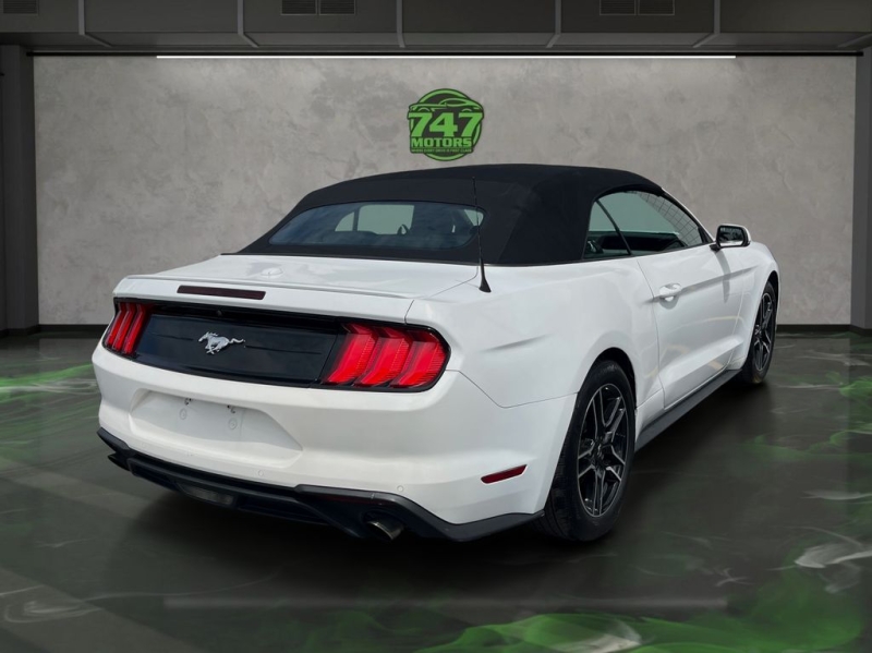 2022 Ford Mustang