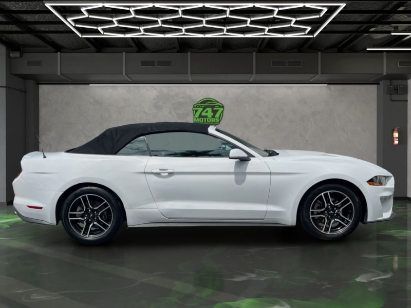 2022 Ford Mustang