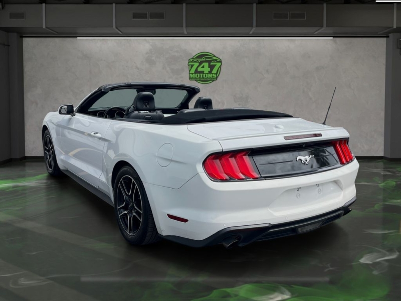 2022 Ford Mustang