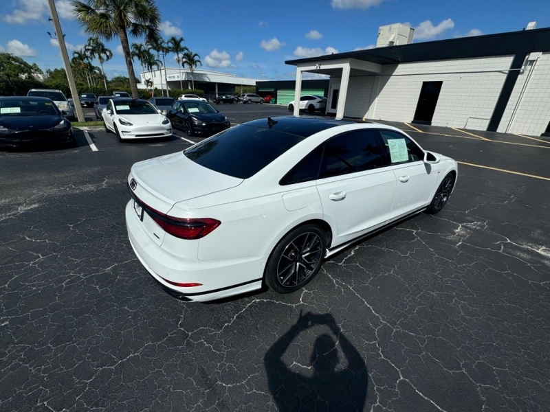 2021 Audi A8