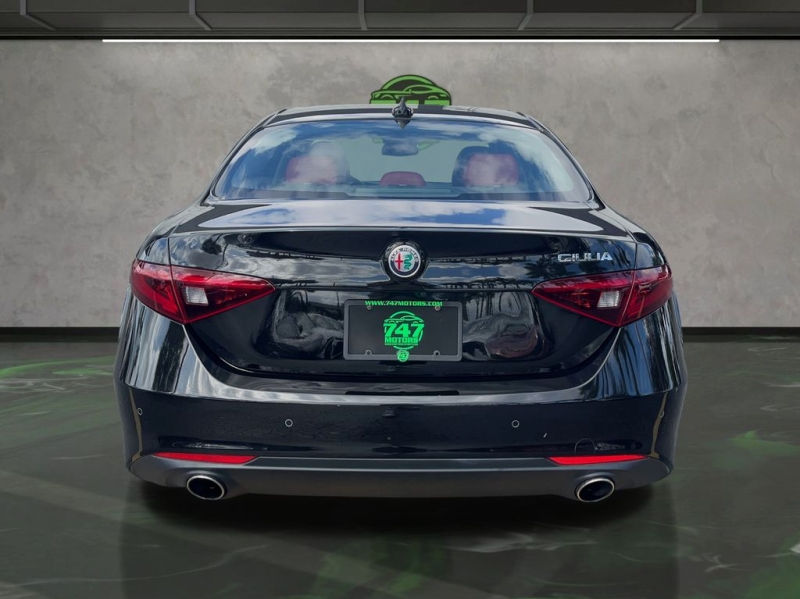 2021 Alfa Romeo Giulia