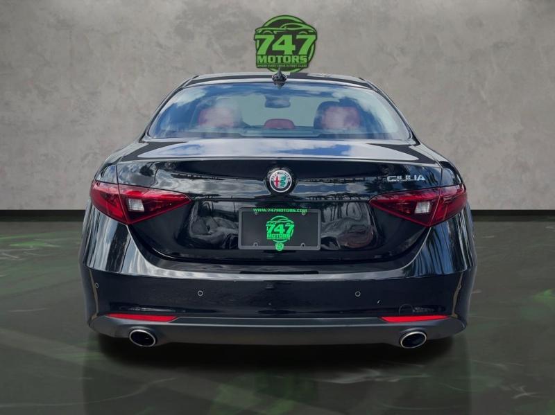 2021 Alfa Romeo Giulia