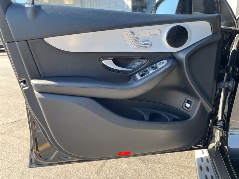 2021 Mercedes-Benz GLC