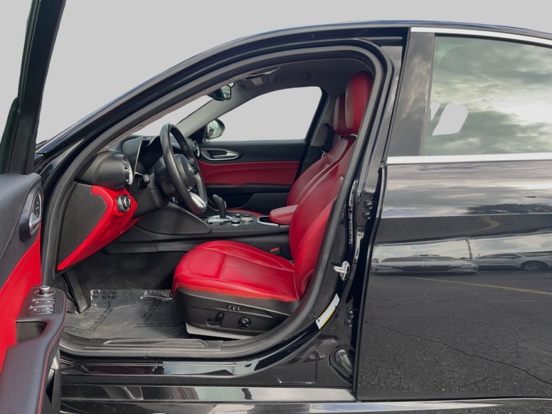 2021 Alfa Romeo Giulia