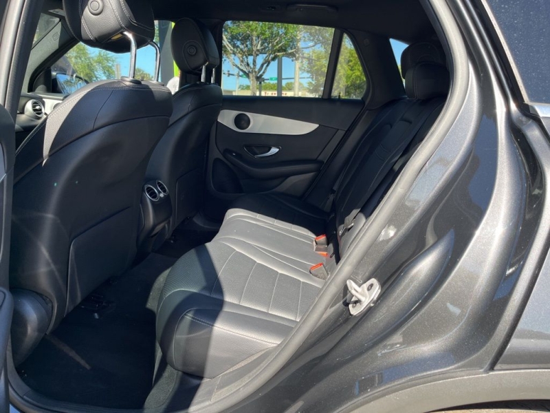 2021 Mercedes-Benz GLC
