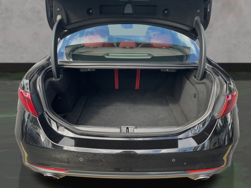 2021 Alfa Romeo Giulia