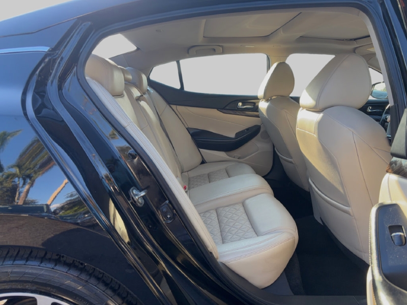 2017 Nissan Maxima