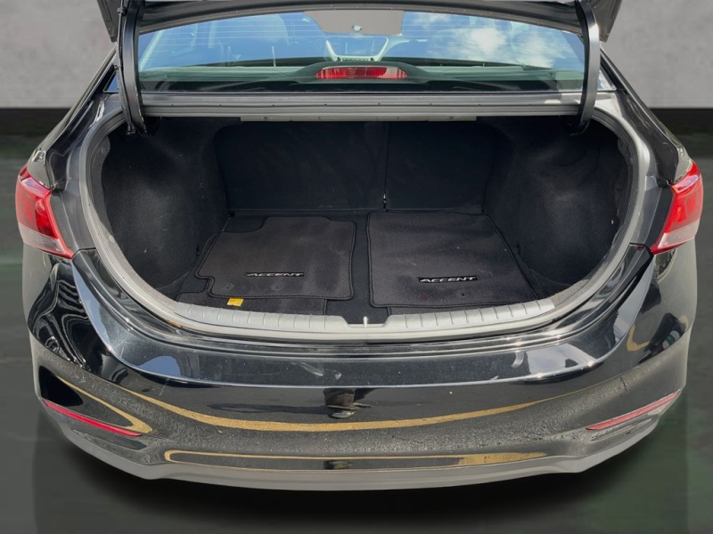 2022 Hyundai Accent