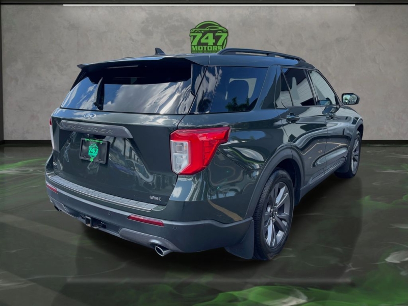 2021 Ford Explorer