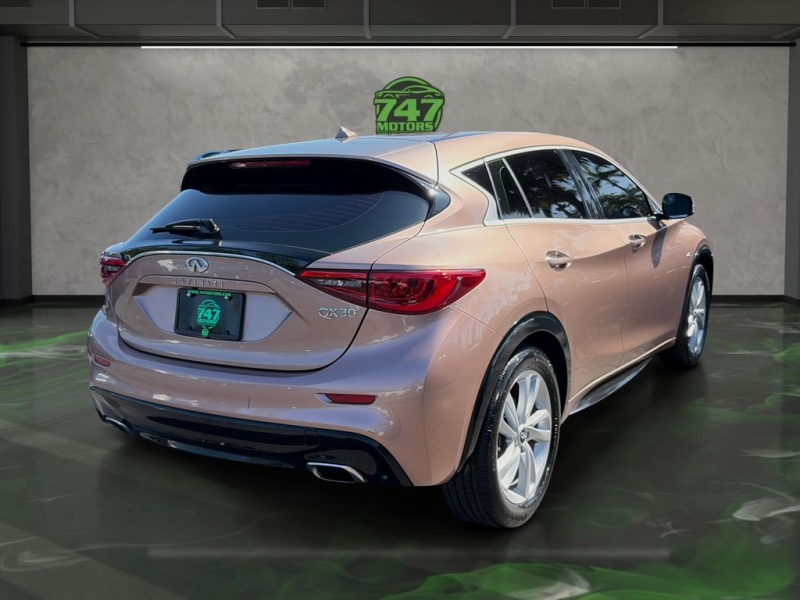 2018 INFINITI QX30