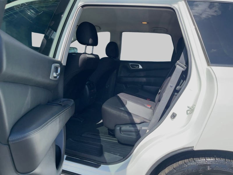 2020 Nissan Pathfinder