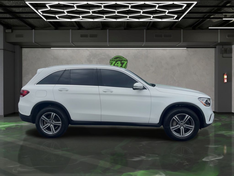 2021 Mercedes-Benz GLC