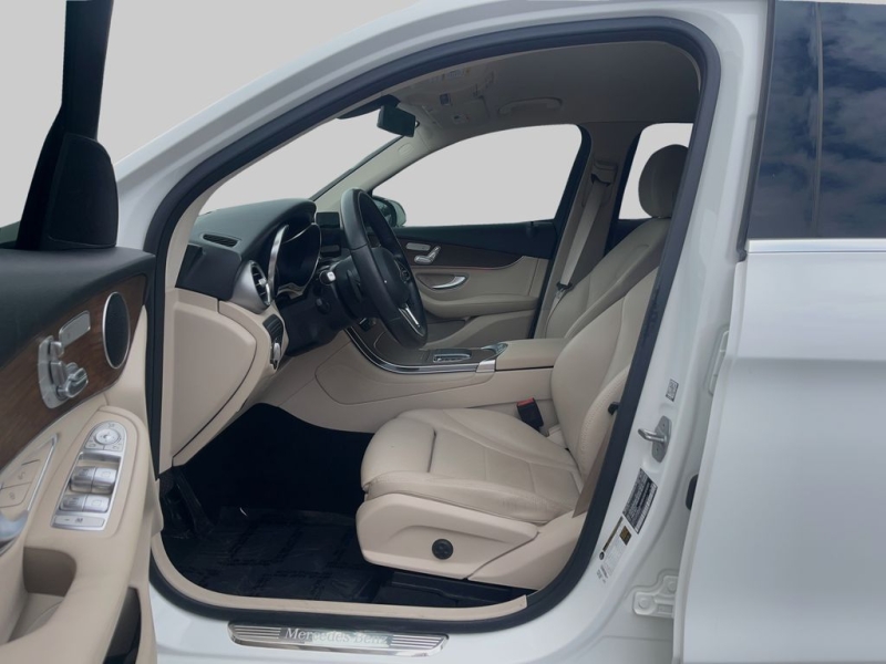 2021 Mercedes-Benz GLC