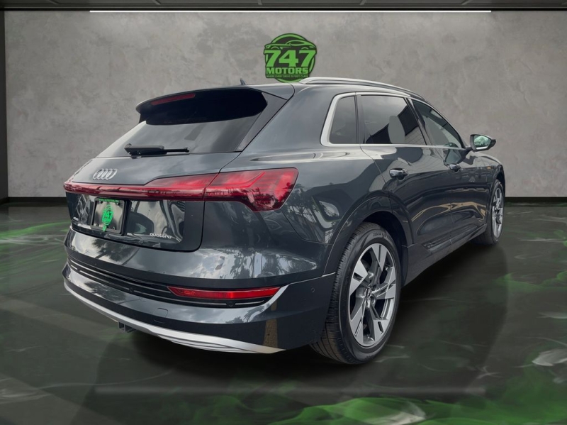 2021 Audi e-tron