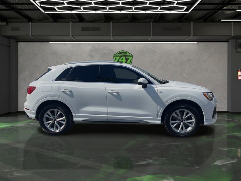 2022 Audi Q3