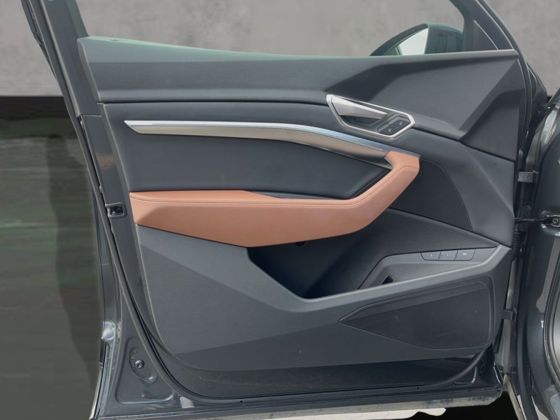 2022 Audi e-tron