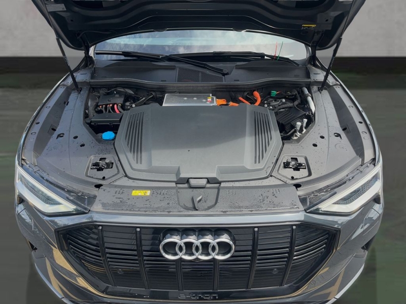2022 Audi e-tron