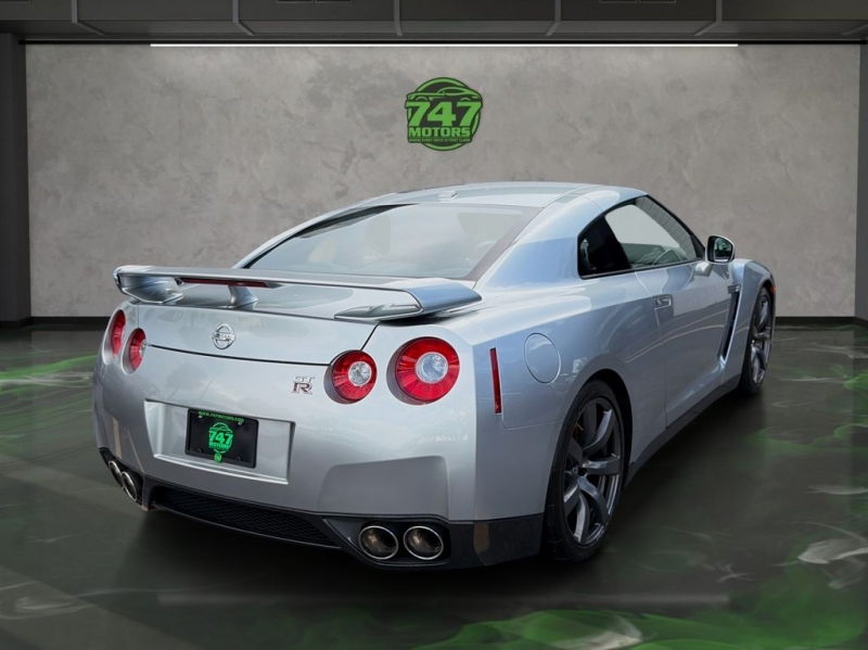 2009 Nissan GT-R