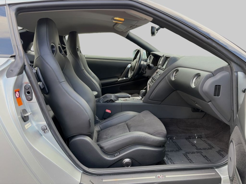 2009 Nissan GT-R