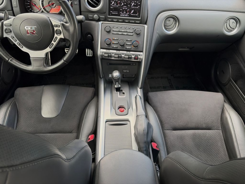 2009 Nissan GT-R