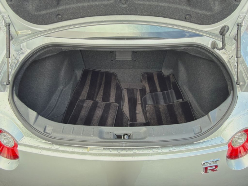 2009 Nissan GT-R