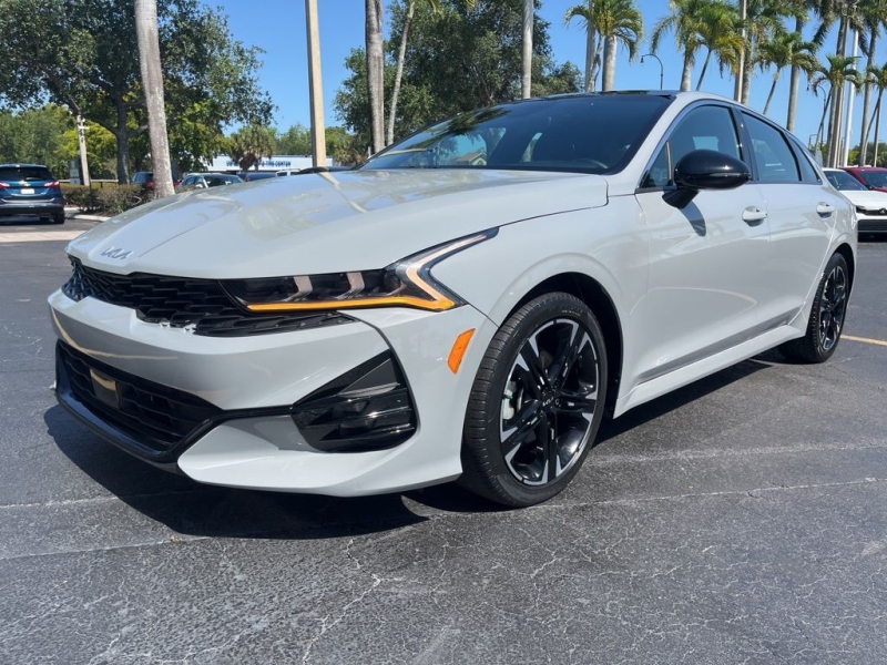 2022 Kia K5