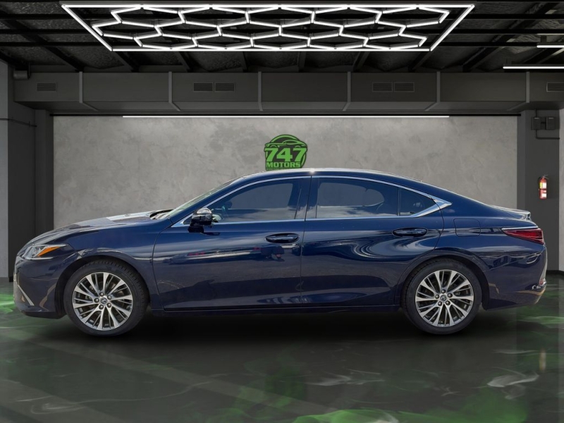 2020 Lexus ES