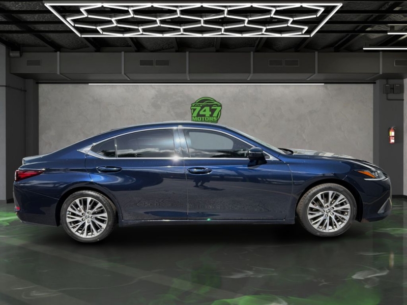 2020 Lexus ES