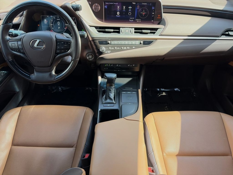 2020 Lexus ES