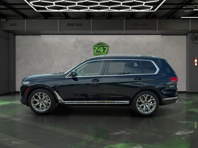 2021 BMW X7