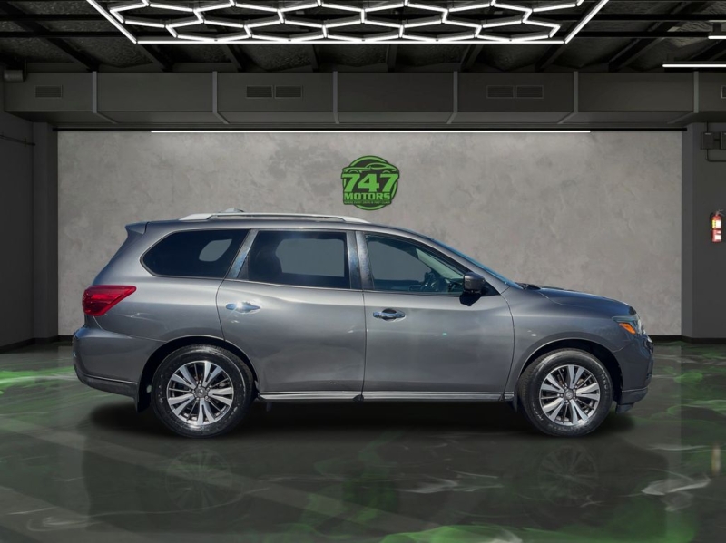 2017 Nissan Pathfinder