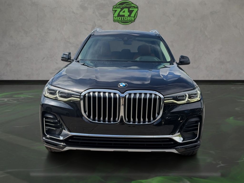 2021 BMW X7