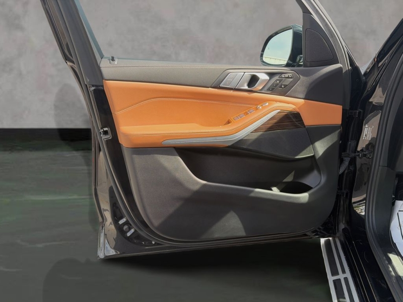 2021 BMW X7