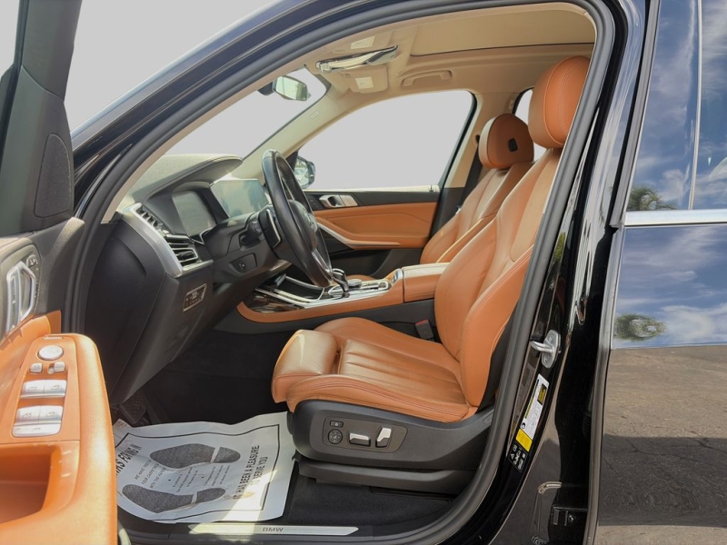 2021 BMW X7