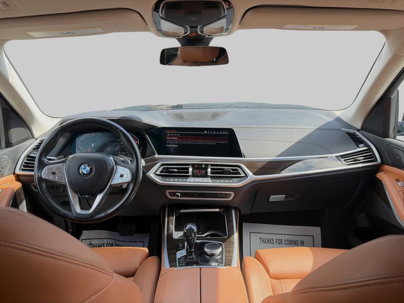 2021 BMW X7