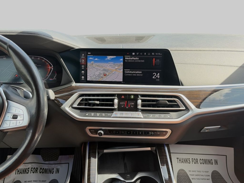 2021 BMW X7