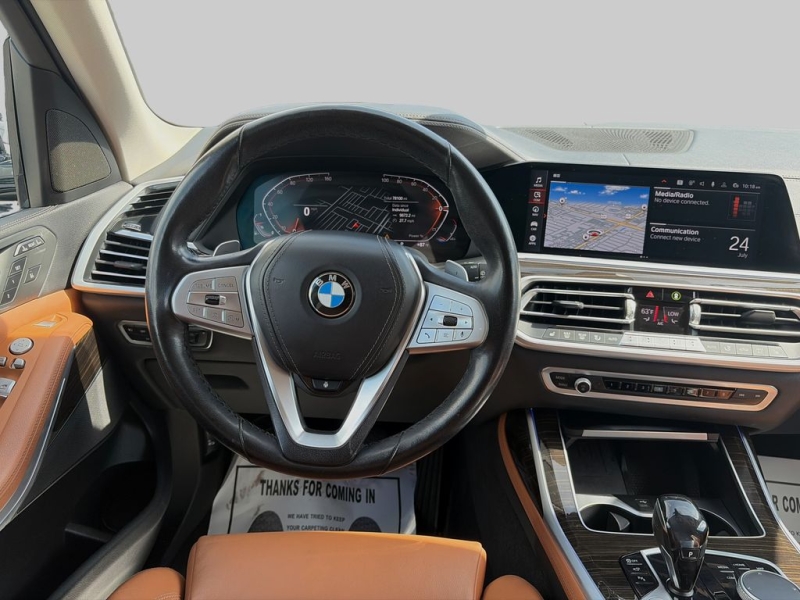 2021 BMW X7