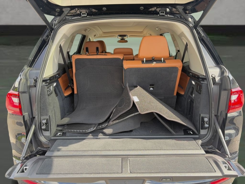 2021 BMW X7