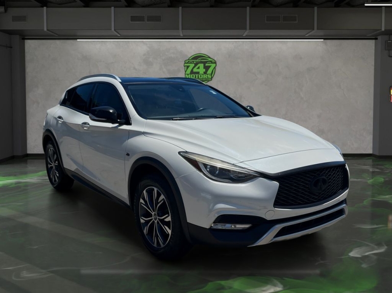 2018 INFINITI QX30