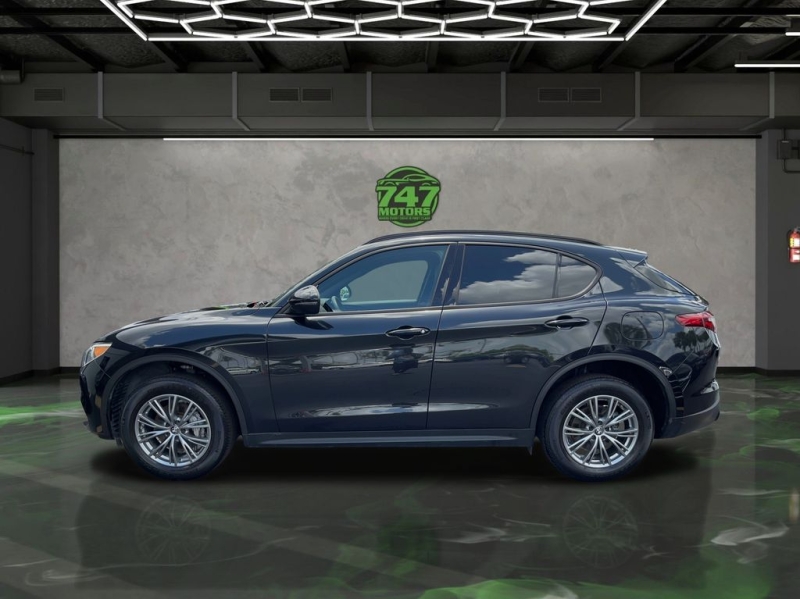 2022 Alfa Romeo Stelvio