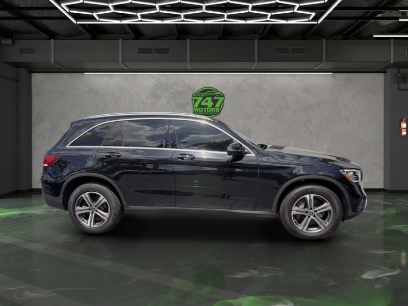 2021 Mercedes-Benz GLC