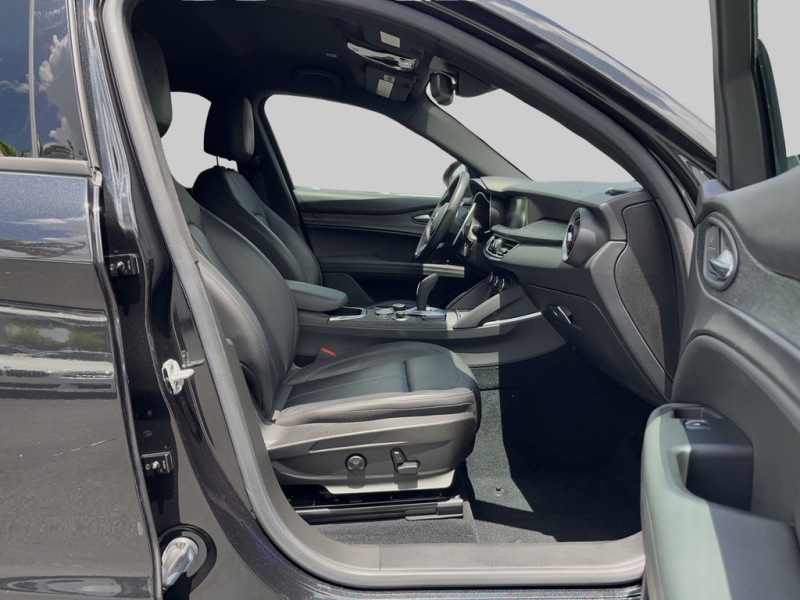 2022 Alfa Romeo Stelvio