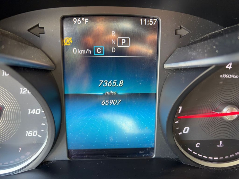 2021 Mercedes-Benz GLC