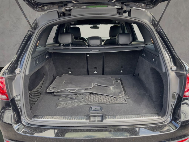 2021 Mercedes-Benz GLC